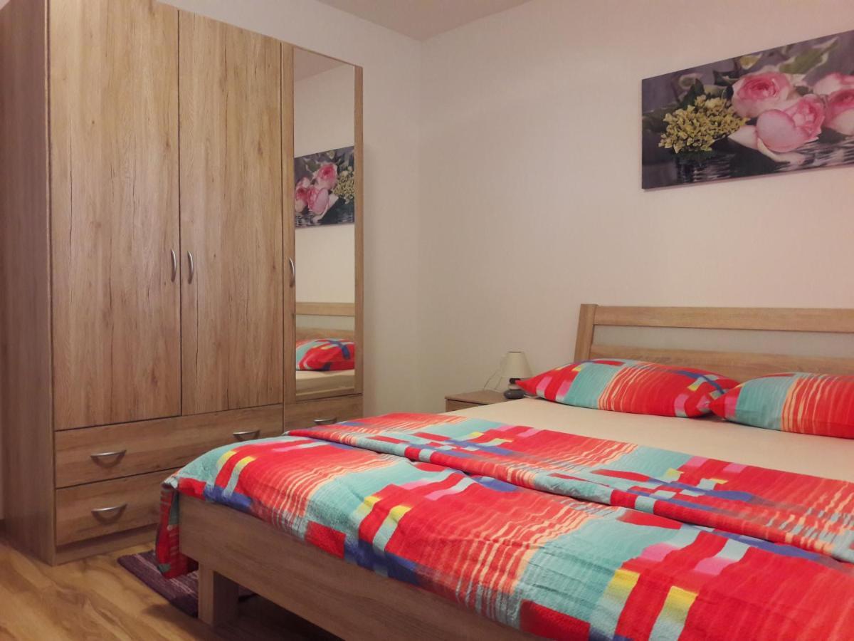 Apartmani Predovan Vrsi Exterior foto