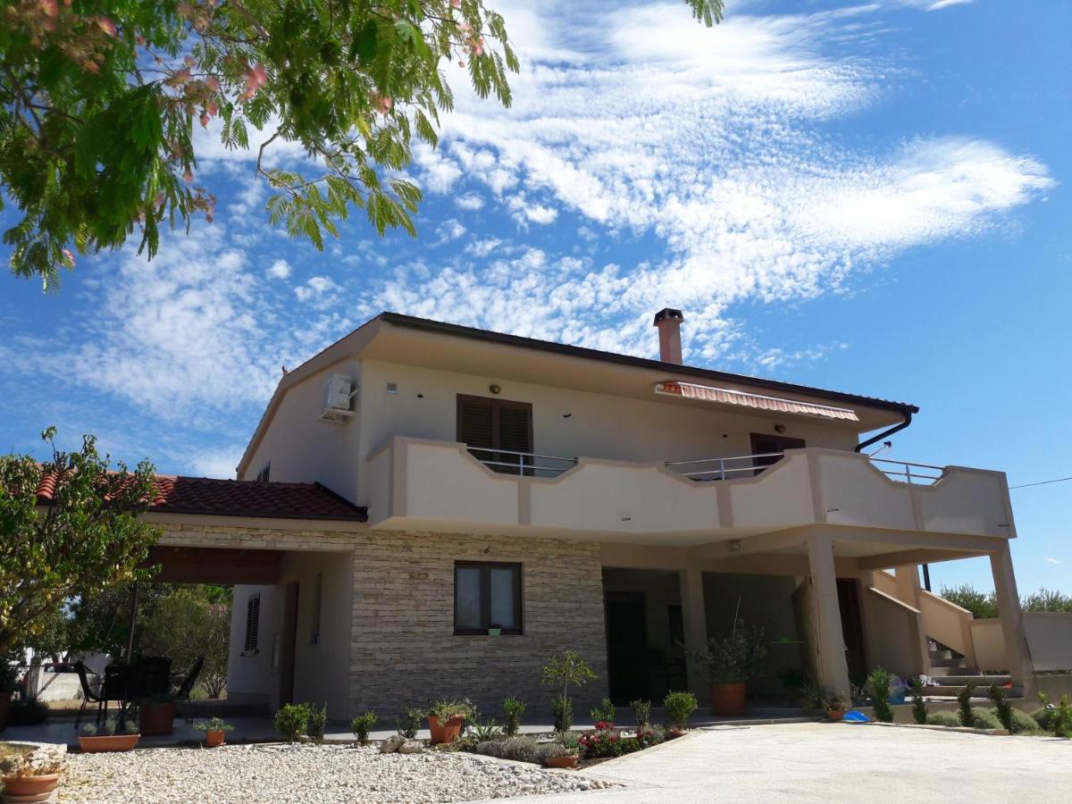 Apartmani Predovan Vrsi Exterior foto