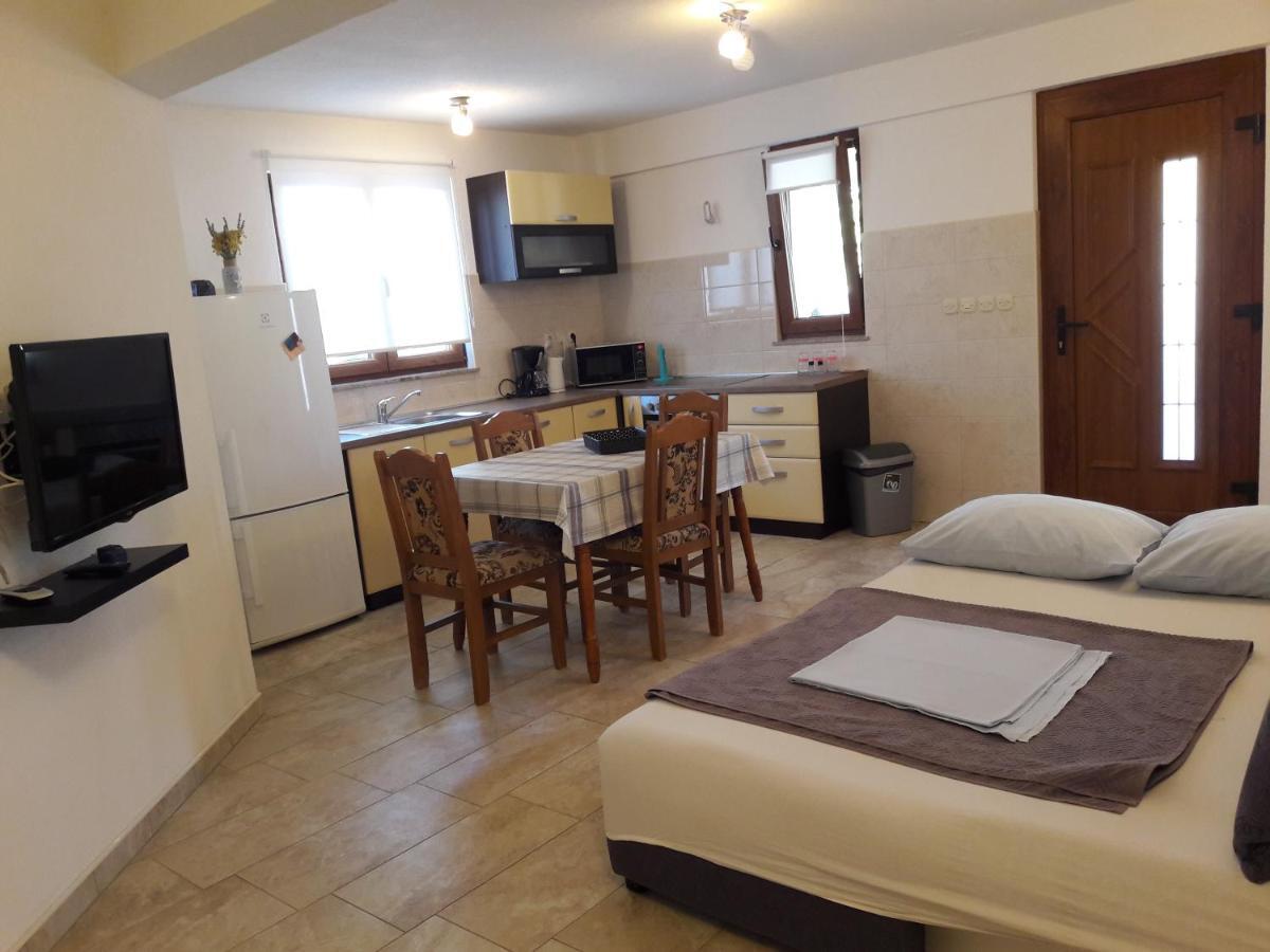 Apartmani Predovan Vrsi Exterior foto