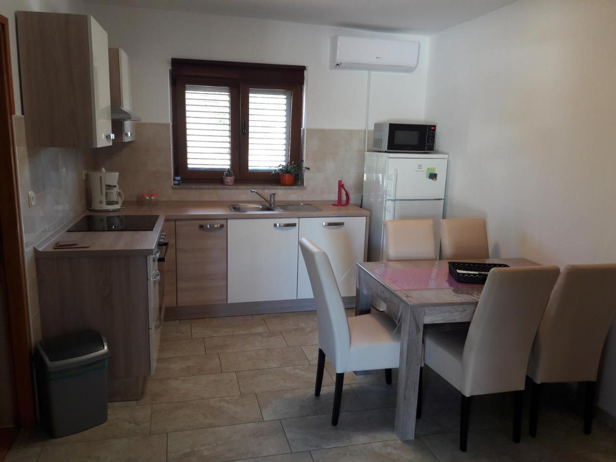 Apartmani Predovan Vrsi Exterior foto