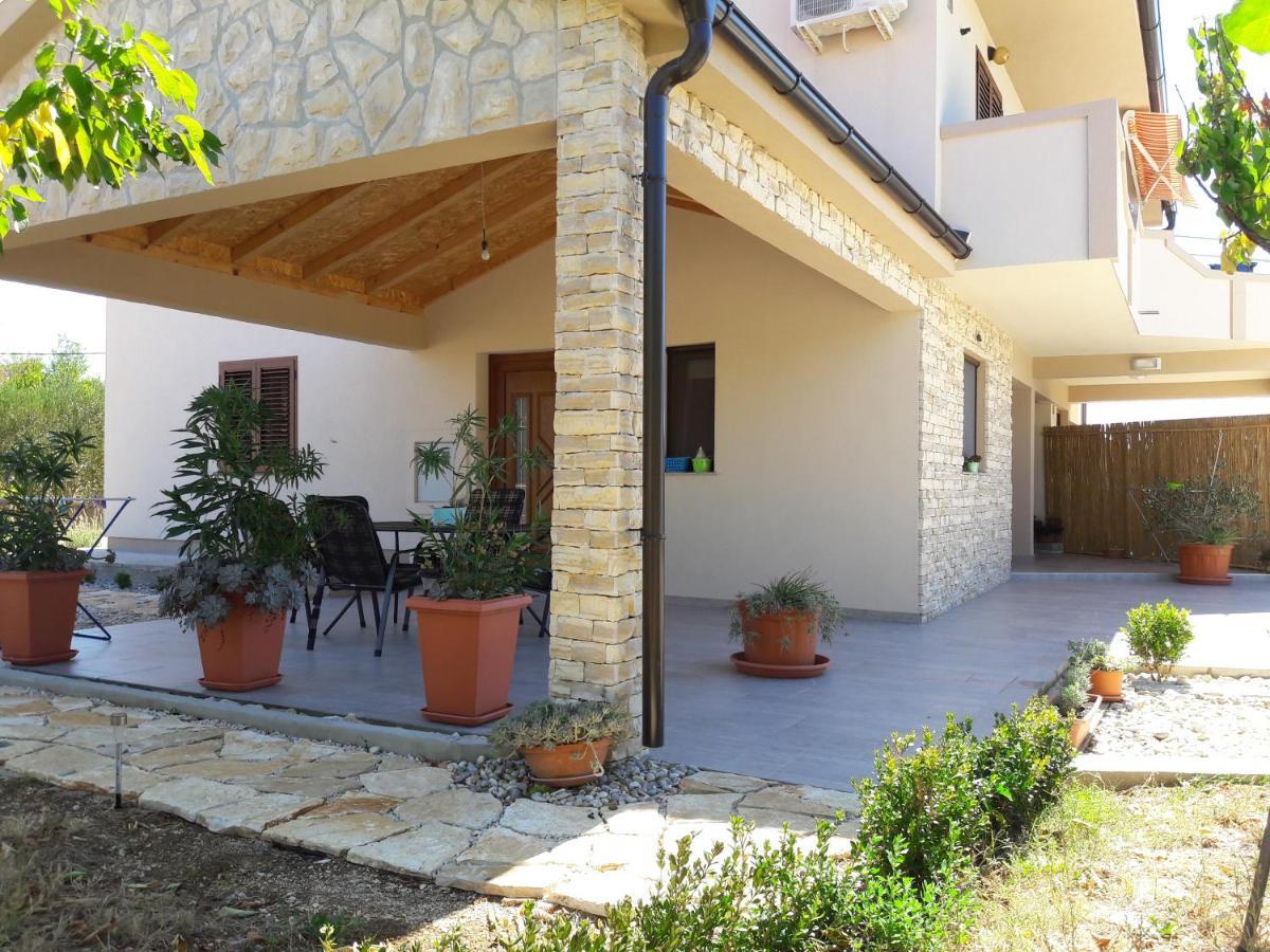 Apartmani Predovan Vrsi Exterior foto